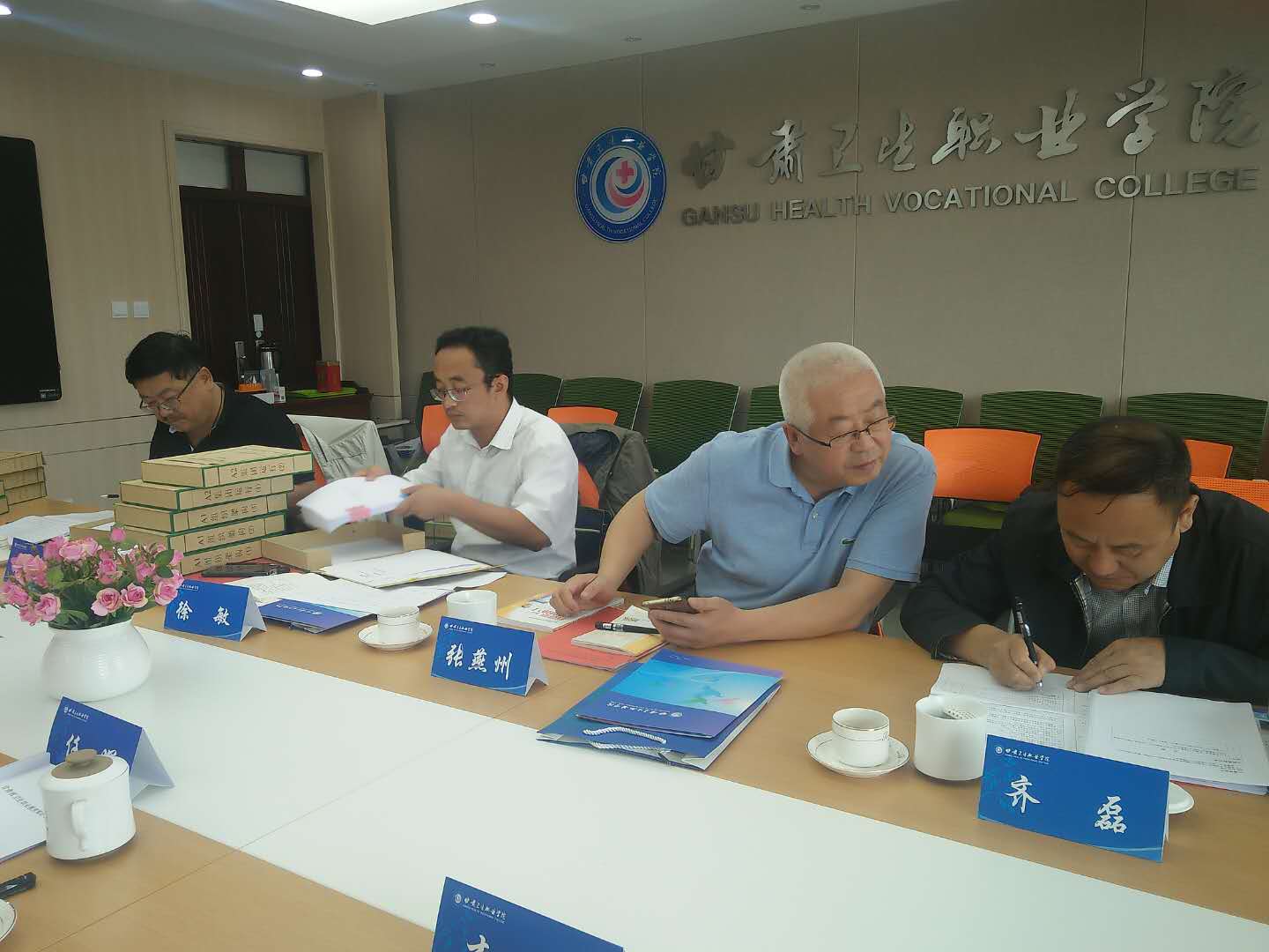 1536303892536032139.jpg 2.jpg