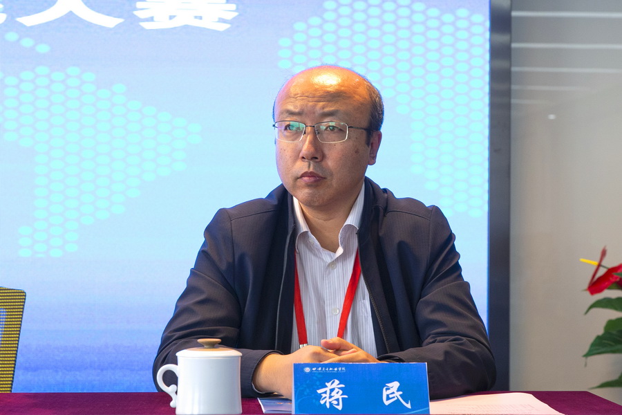 BI4P8879_调整大小.jpg