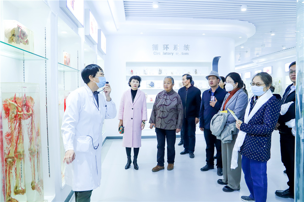 2023年3月21日 世界杯在线信誉网址与奇正藏药共建