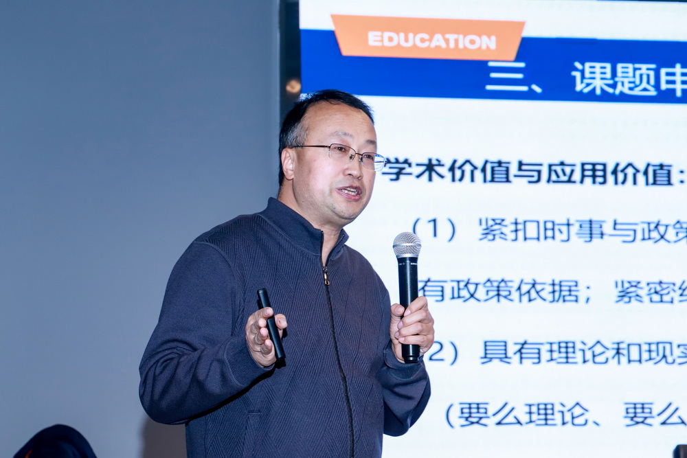 1702439820344061115.jpg 1_调整大小.jpg