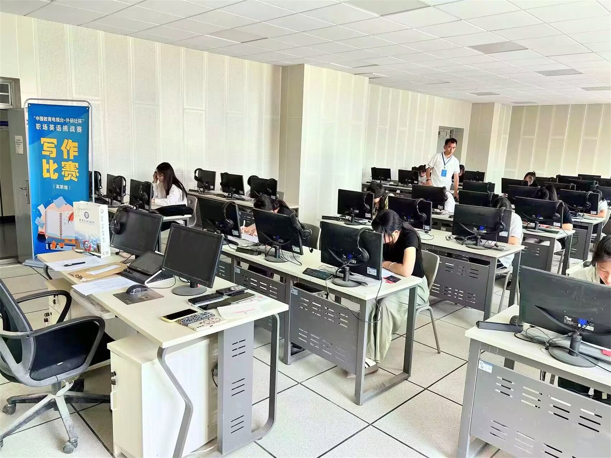 1718876385600041780.jpg 5.jpg